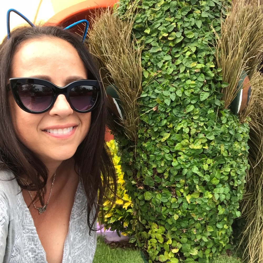 Meet your Posher, Carrie